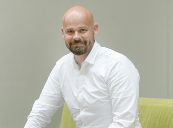 Geschäftsführer Sven Glatter freut sich über das erfolgreiche comTeam Jahr 2020. 