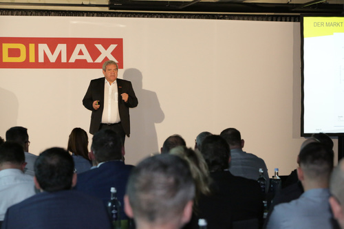 Viele Franchisepartner haben mit MEDIMAX den Schritt in die Selbstständigkeit gewagt – ihnen sowie allen anderen verspricht Friedrich Sobol eine offene Kommunikation und Partnerschaft auf Augenhöhe