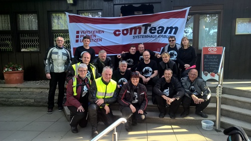 Gruppenfoto comTeam